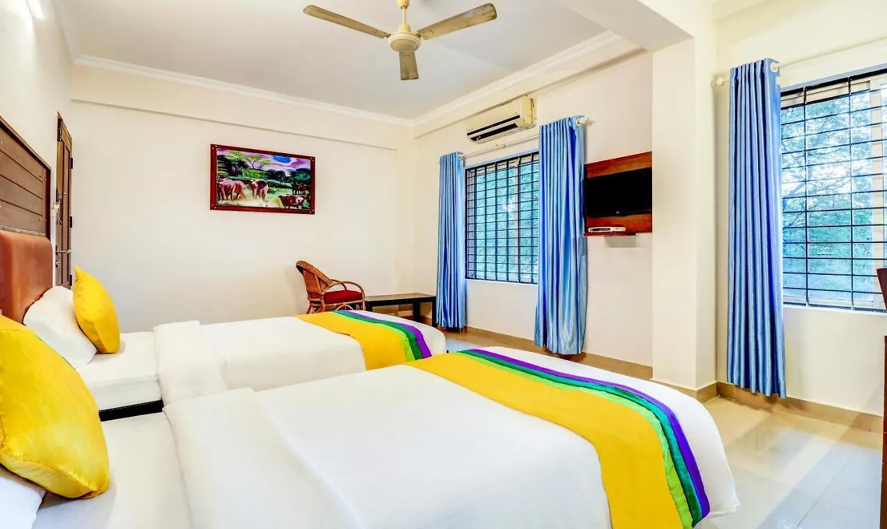 Itsy Hotels Ammu Regency Thrissur India