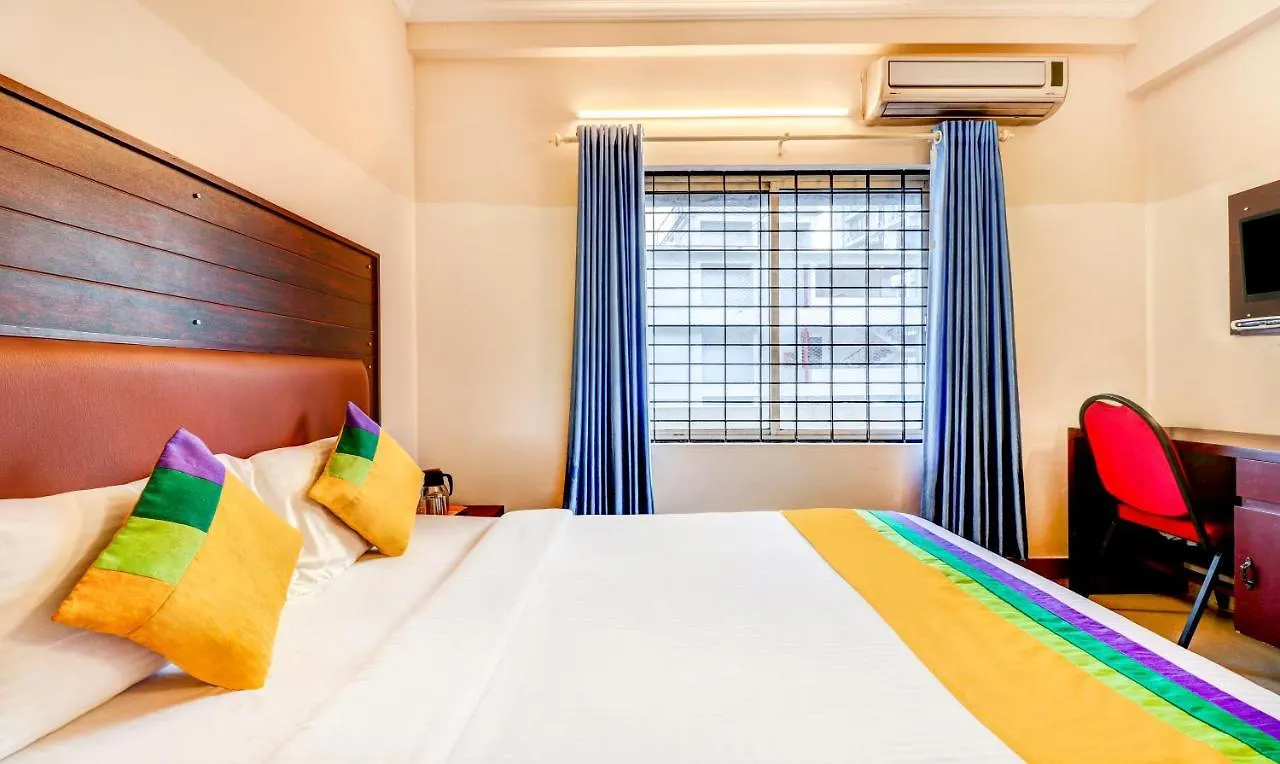 Itsy Hotels Ammu Regency Thrissur